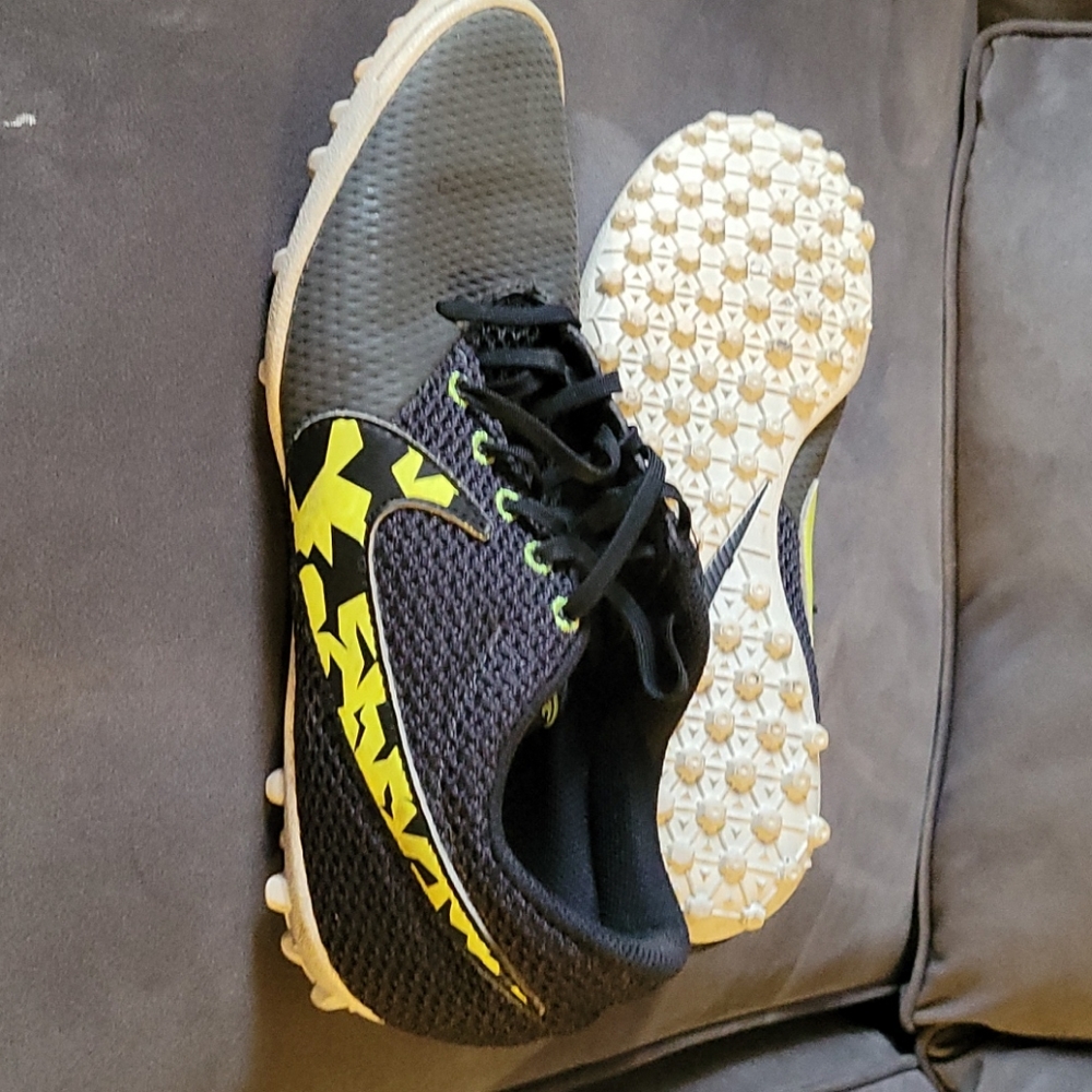Nike Indor Soccer Shoes